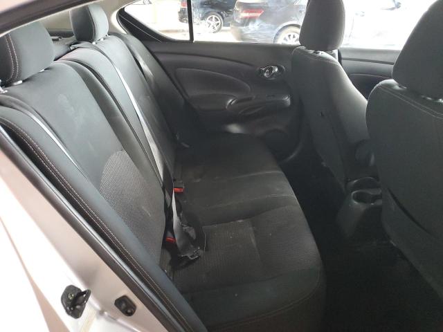 Photo 9 VIN: 3N1CN7AP6JL864643 - NISSAN VERSA 