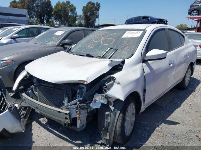 Photo 1 VIN: 3N1CN7AP6JL865985 - NISSAN VERSA 