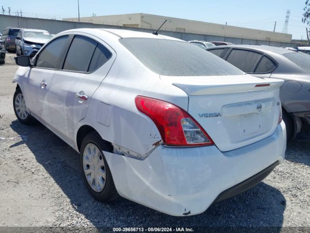 Photo 2 VIN: 3N1CN7AP6JL865985 - NISSAN VERSA 