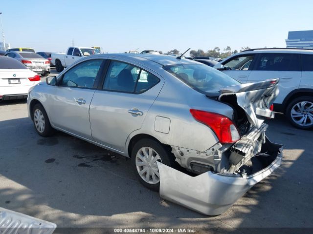 Photo 2 VIN: 3N1CN7AP6JL868417 - NISSAN VERSA 