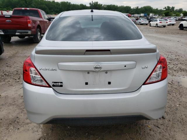 Photo 5 VIN: 3N1CN7AP6JL869941 - NISSAN VERSA 