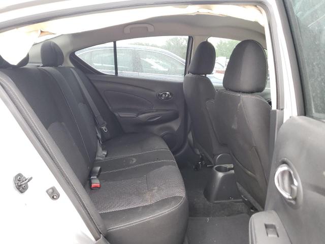 Photo 9 VIN: 3N1CN7AP6JL869941 - NISSAN VERSA 