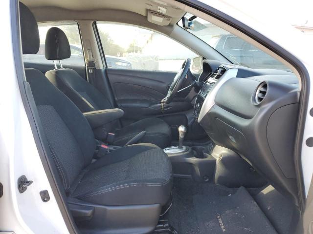 Photo 4 VIN: 3N1CN7AP6JL870832 - NISSAN VERSA S 