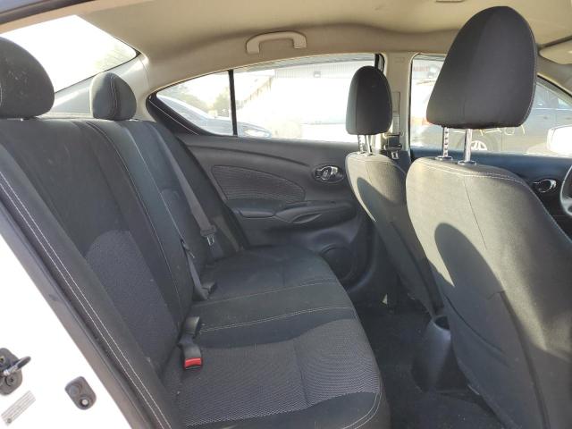 Photo 5 VIN: 3N1CN7AP6JL870832 - NISSAN VERSA S 