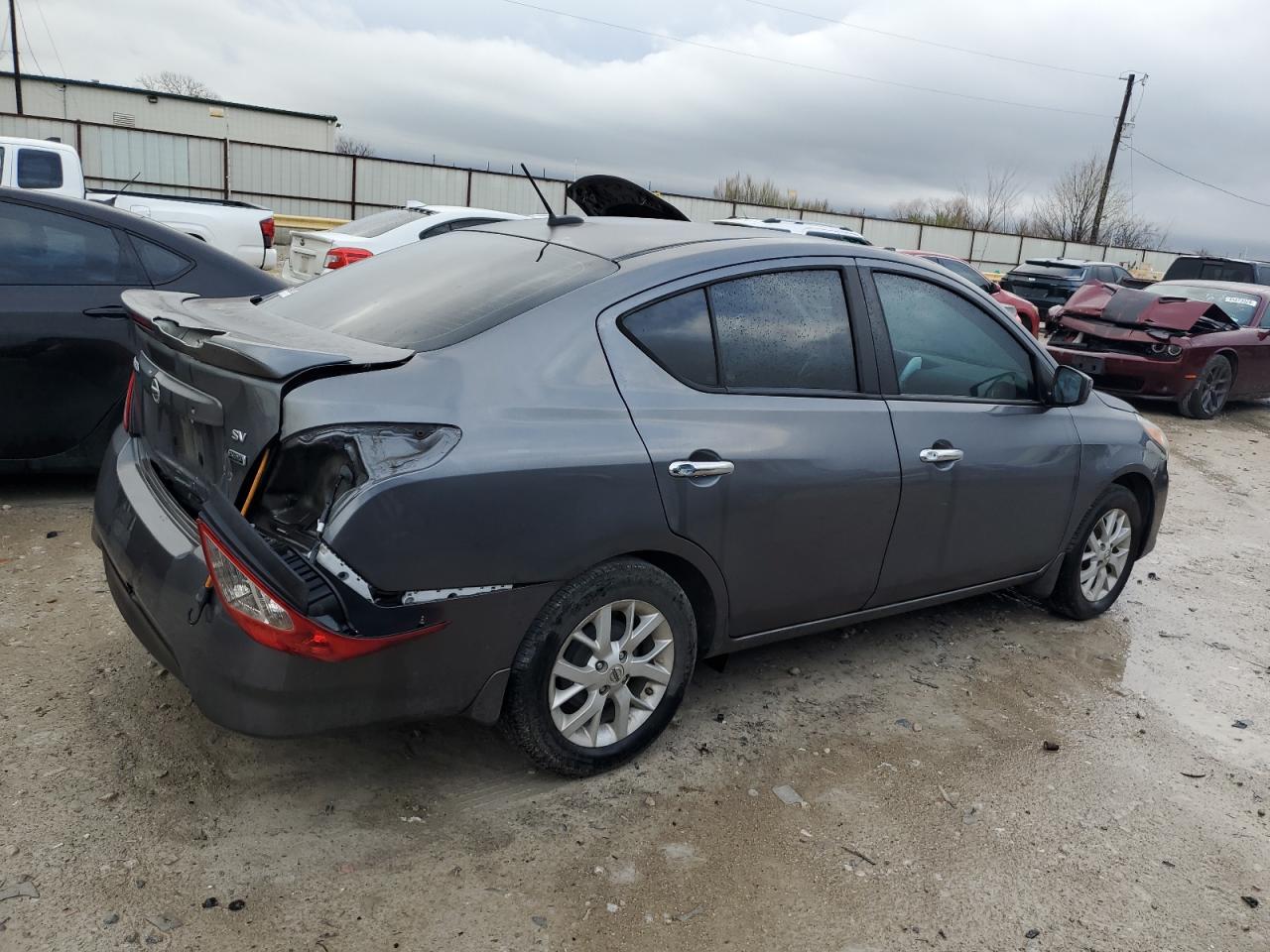 Photo 2 VIN: 3N1CN7AP6KL803794 - NISSAN VERSA 