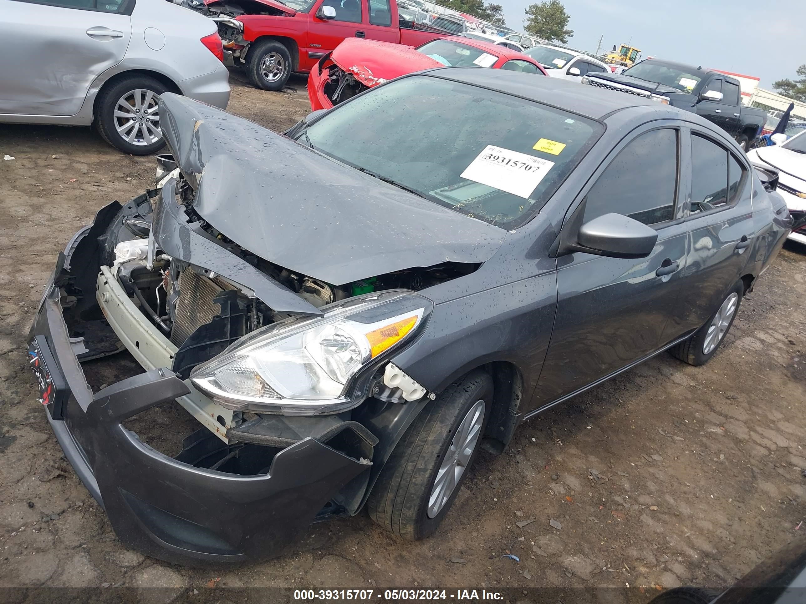 Photo 1 VIN: 3N1CN7AP6KL805125 - NISSAN VERSA 