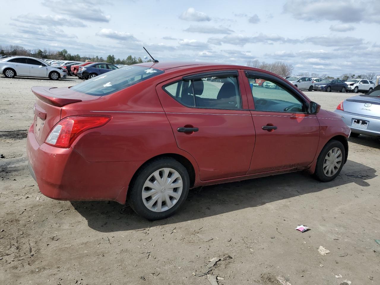 Photo 2 VIN: 3N1CN7AP6KL815489 - NISSAN VERSA 