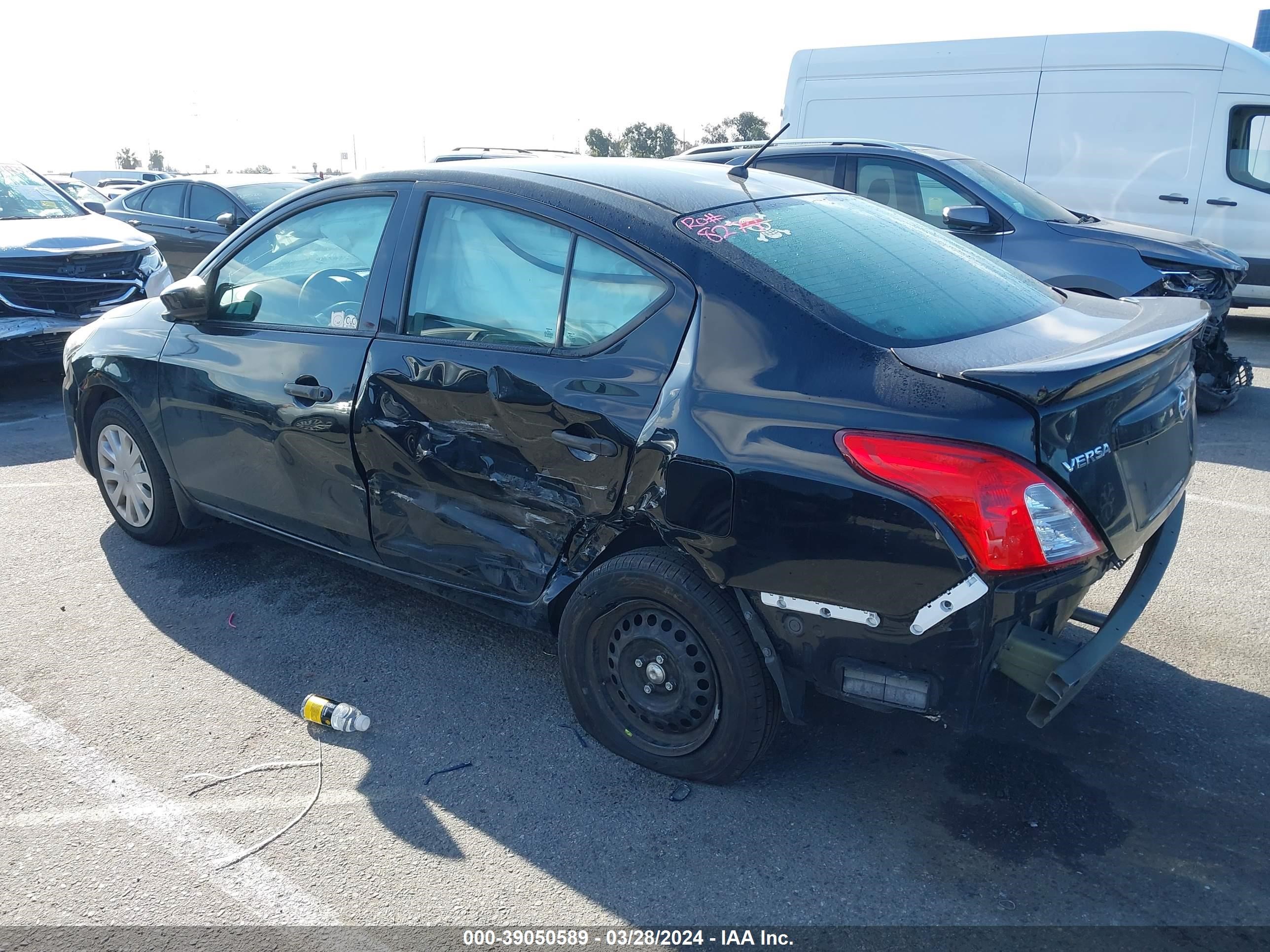 Photo 2 VIN: 3N1CN7AP6KL843180 - NISSAN VERSA 