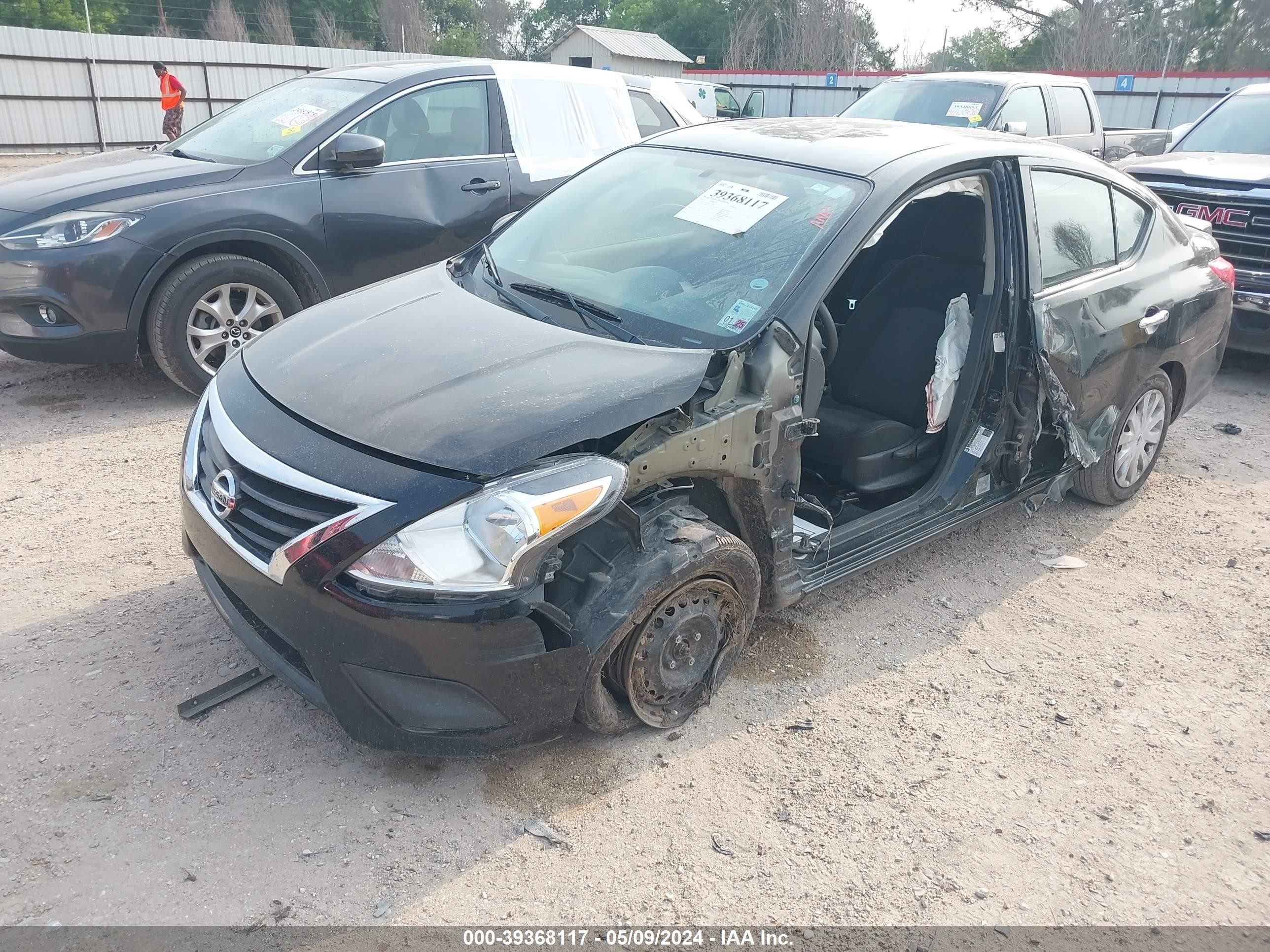 Photo 1 VIN: 3N1CN7AP6KL845947 - NISSAN VERSA 