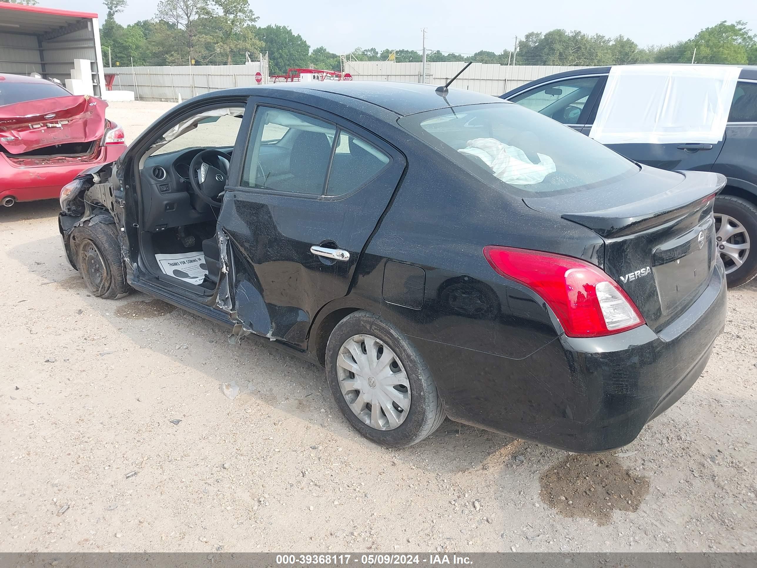 Photo 2 VIN: 3N1CN7AP6KL845947 - NISSAN VERSA 