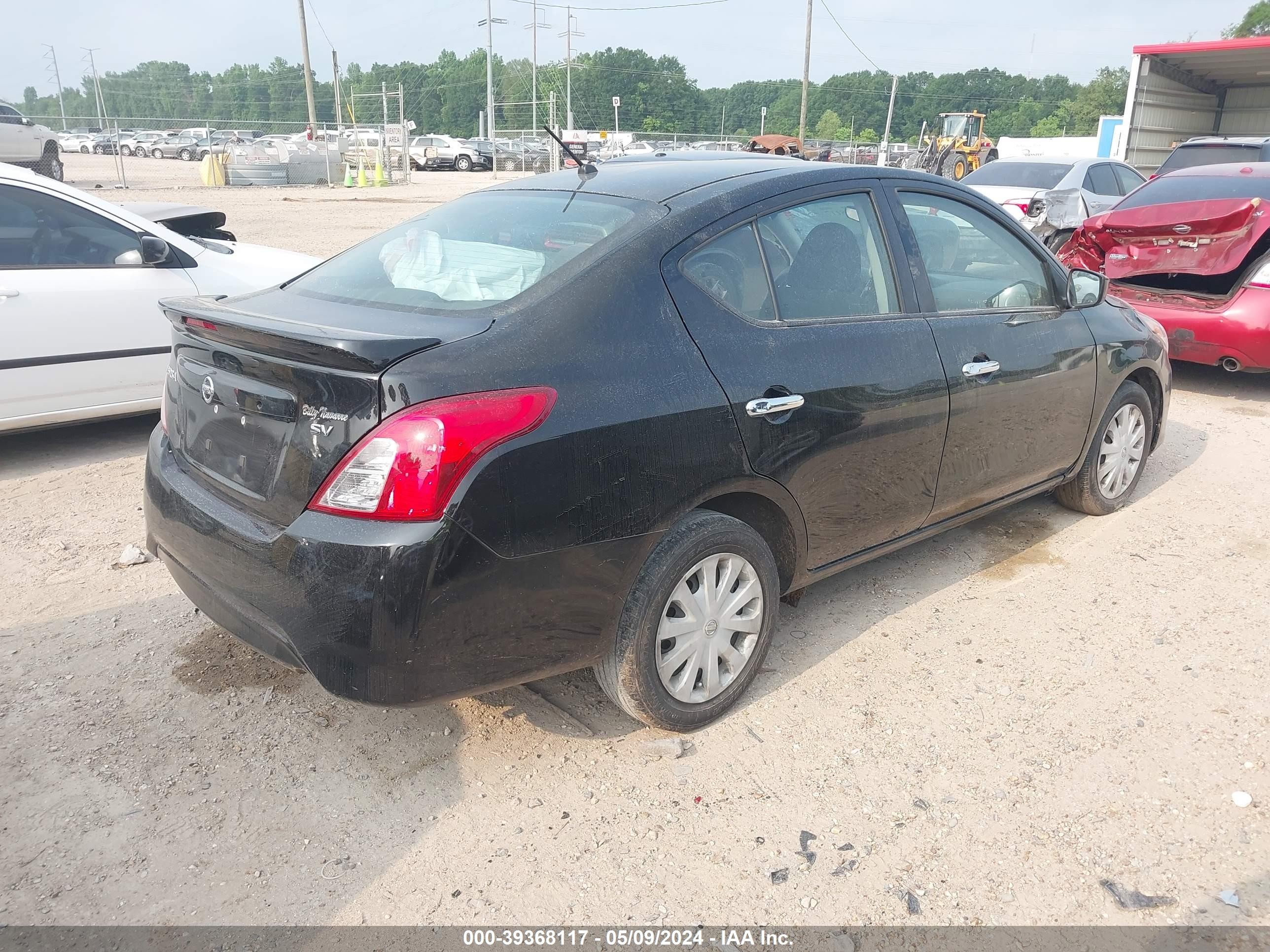 Photo 3 VIN: 3N1CN7AP6KL845947 - NISSAN VERSA 