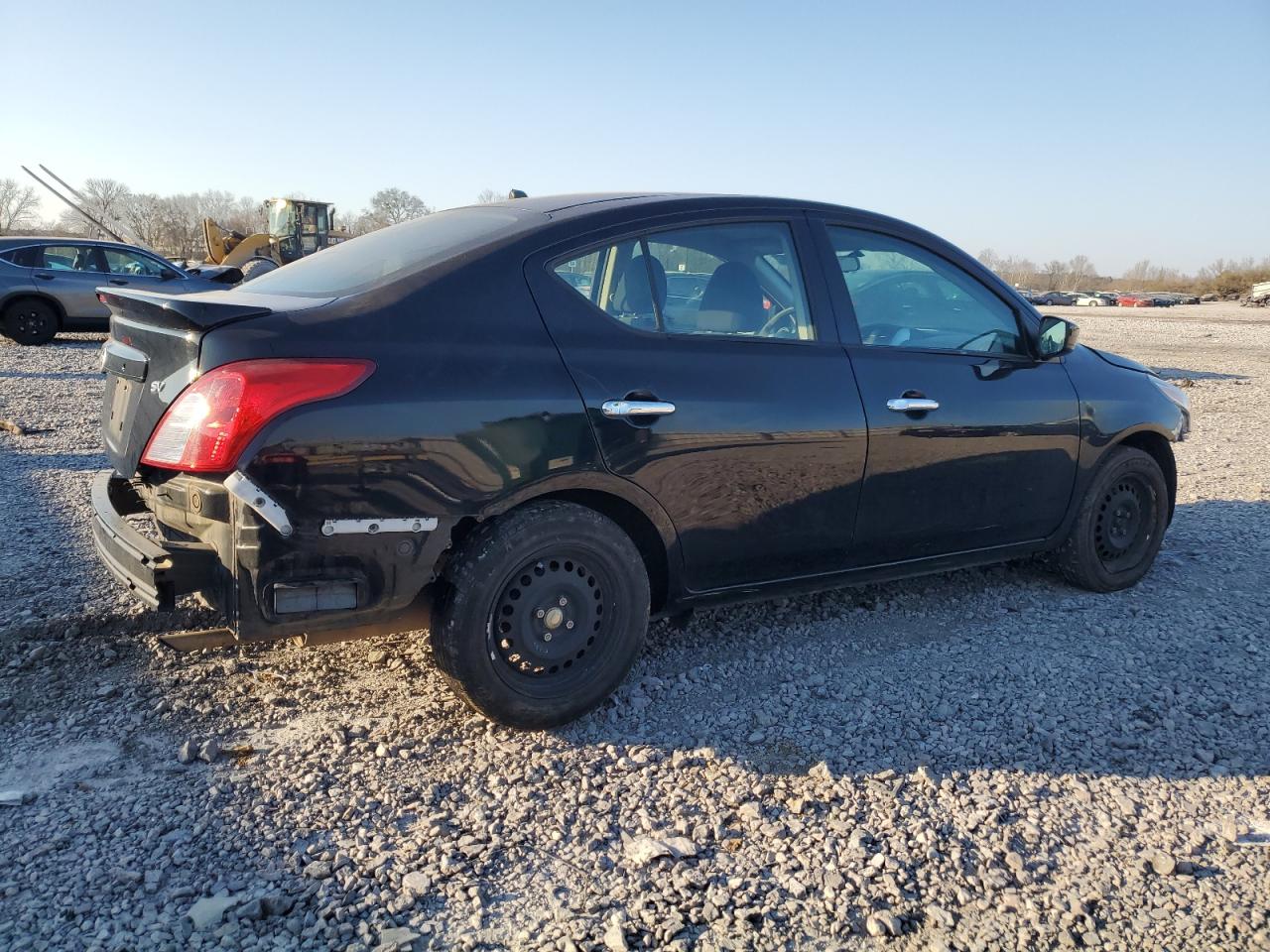 Photo 2 VIN: 3N1CN7AP6KL848086 - NISSAN VERSA 