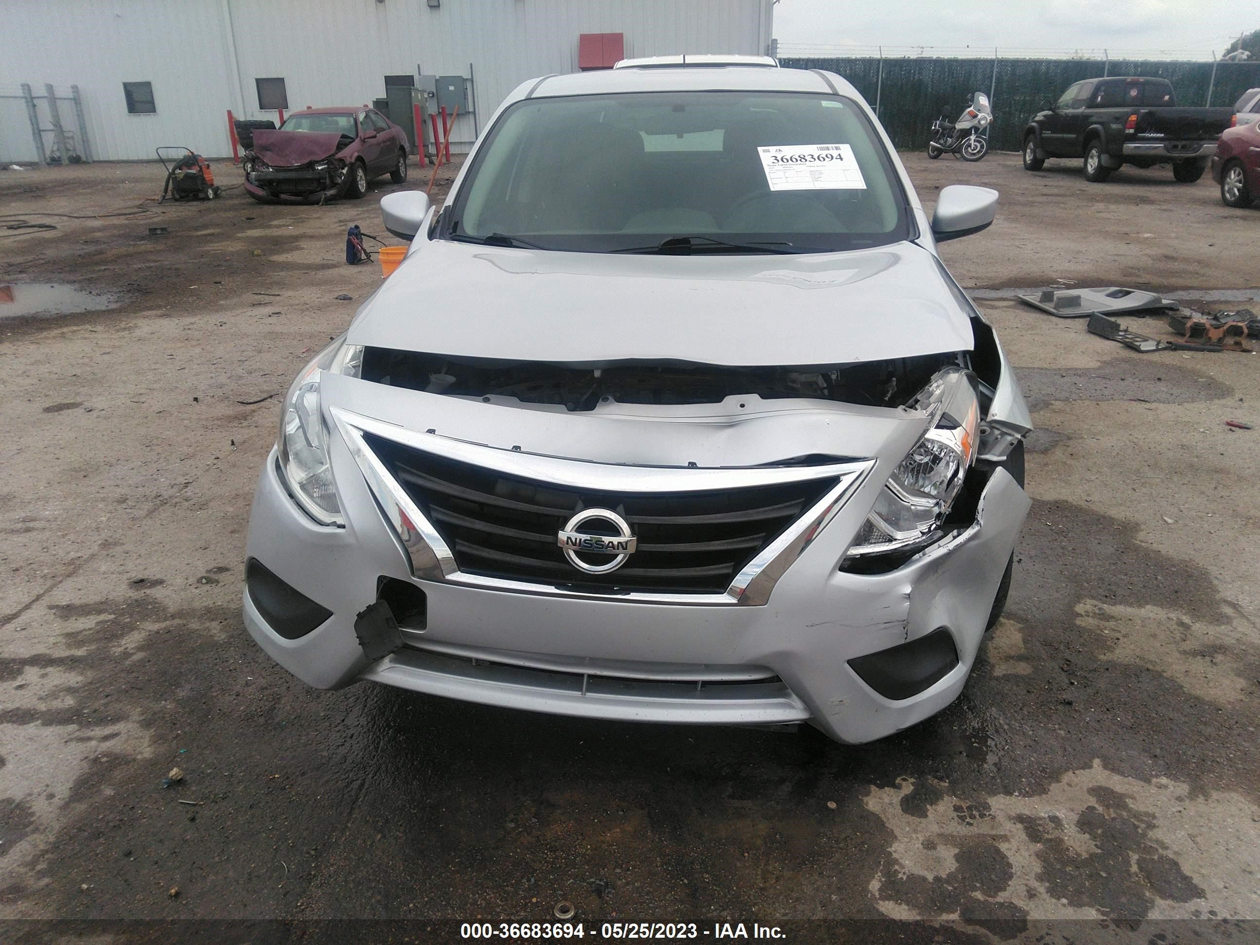 Photo 5 VIN: 3N1CN7AP6KL851750 - NISSAN VERSA 