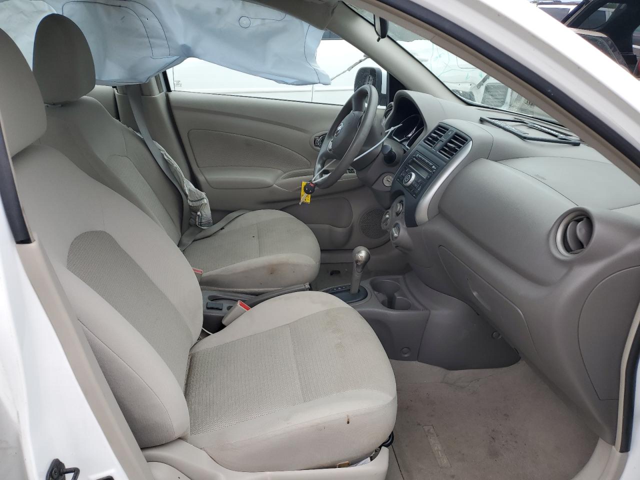 Photo 6 VIN: 3N1CN7AP7CL803188 - NISSAN VERSA 