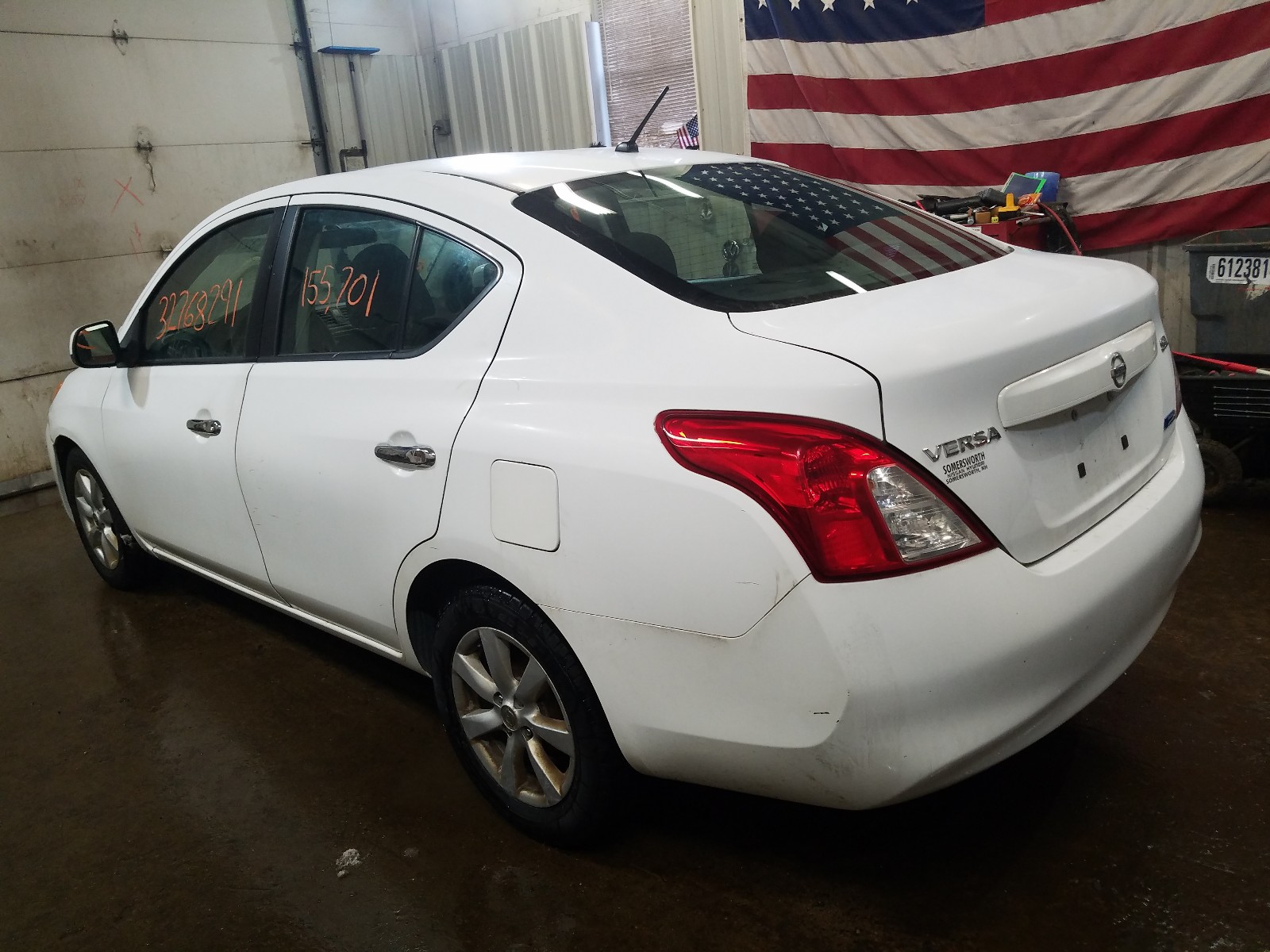 Photo 2 VIN: 3N1CN7AP7CL818015 - NISSAN VERSA S 