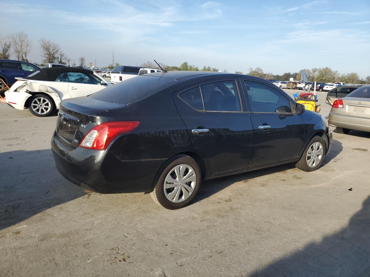 Photo 2 VIN: 3N1CN7AP7CL933116 - NISSAN VERSA 