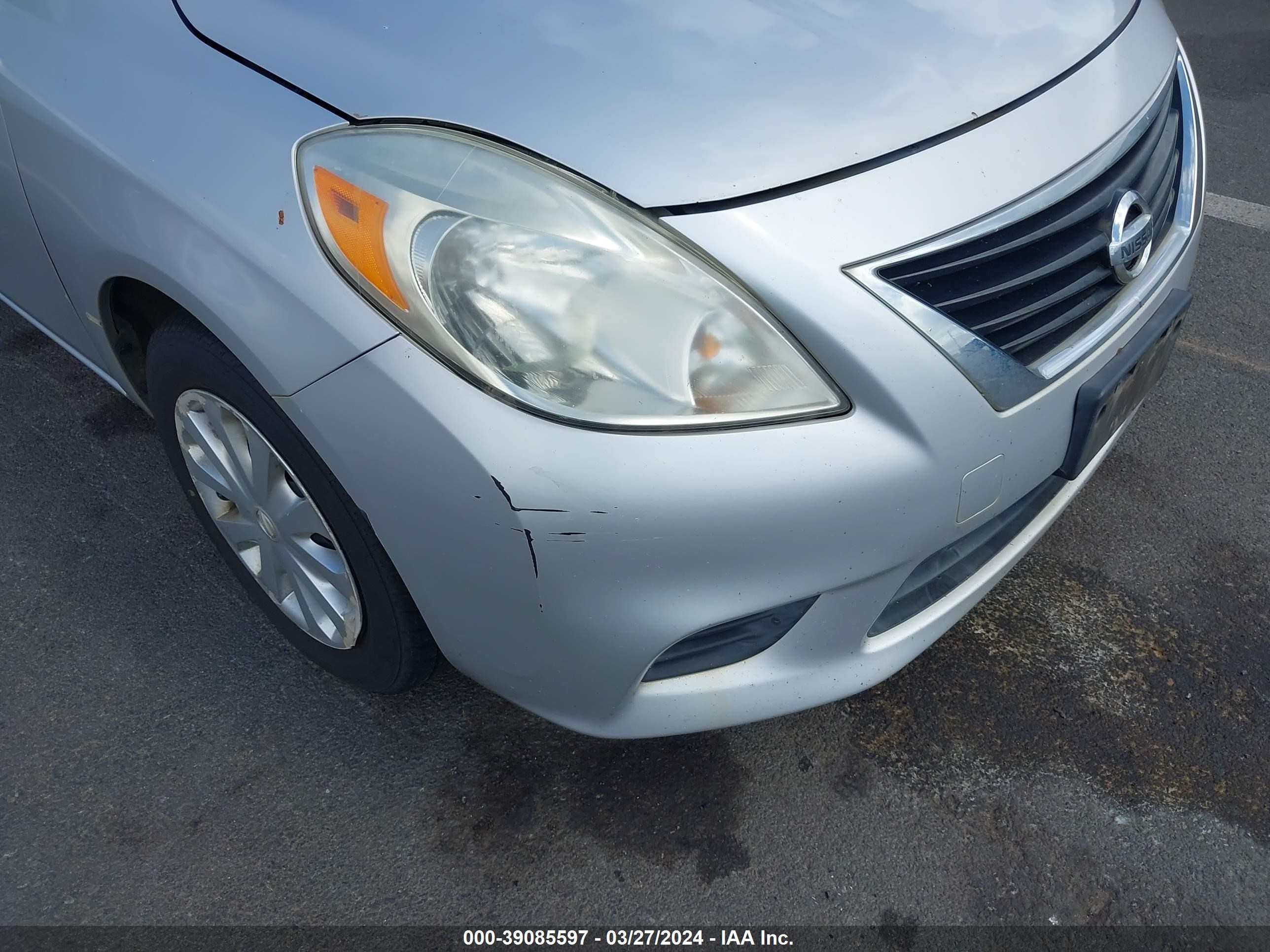 Photo 5 VIN: 3N1CN7AP7DL831977 - NISSAN VERSA 