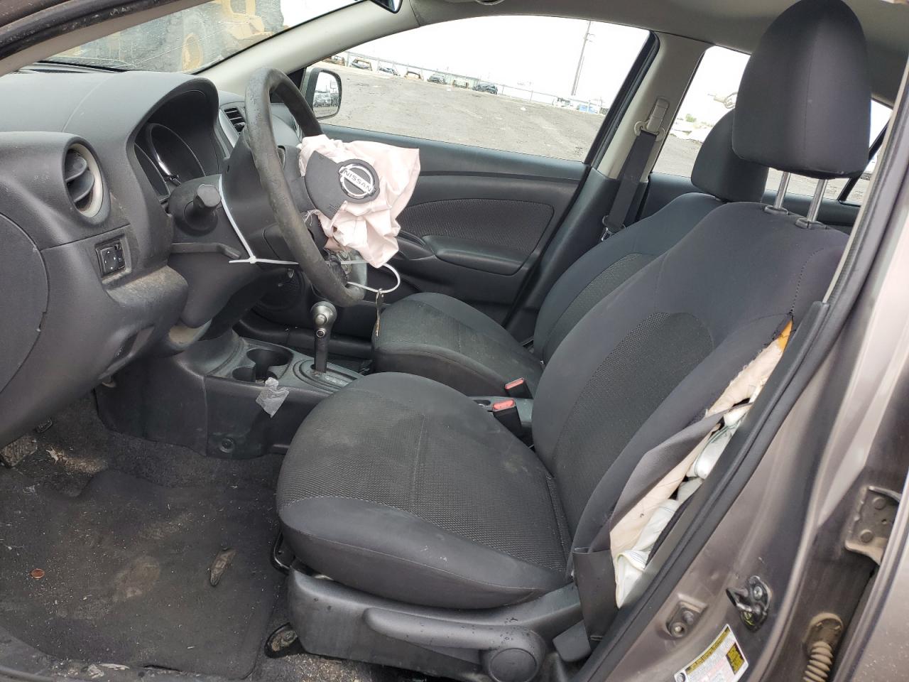 Photo 6 VIN: 3N1CN7AP7DL853557 - NISSAN VERSA 