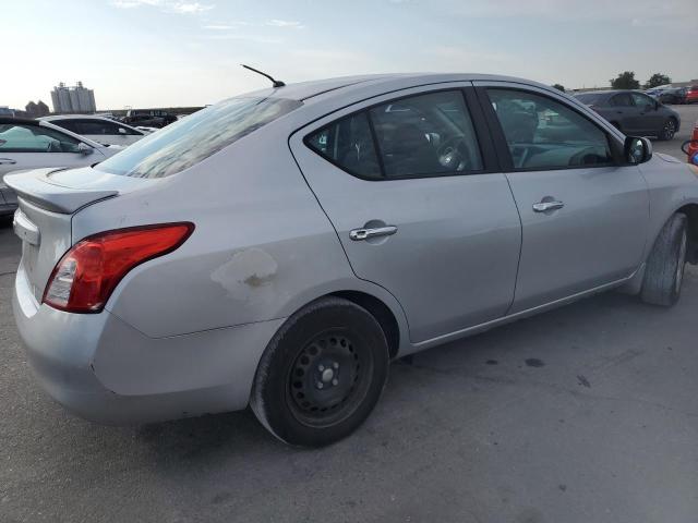 Photo 2 VIN: 3N1CN7AP7DL885165 - NISSAN VERSA S 