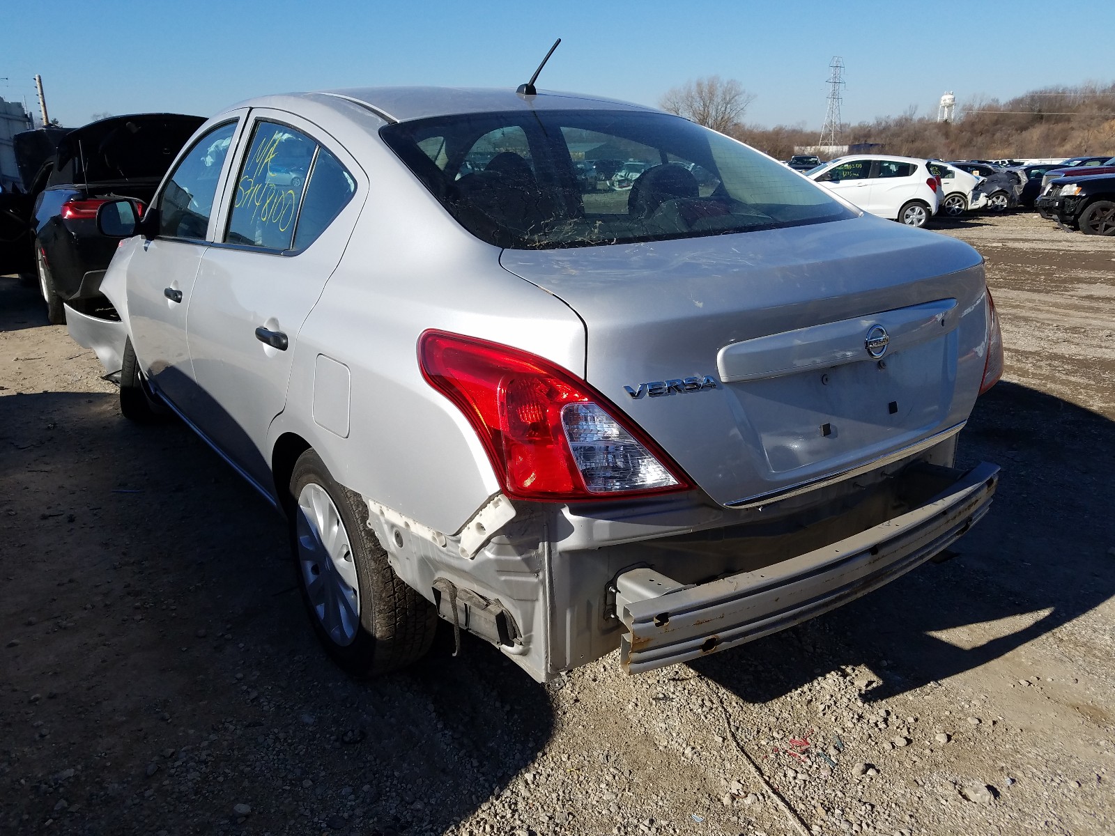 Photo 2 VIN: 3N1CN7AP7FL805575 - NISSAN VERSA S 