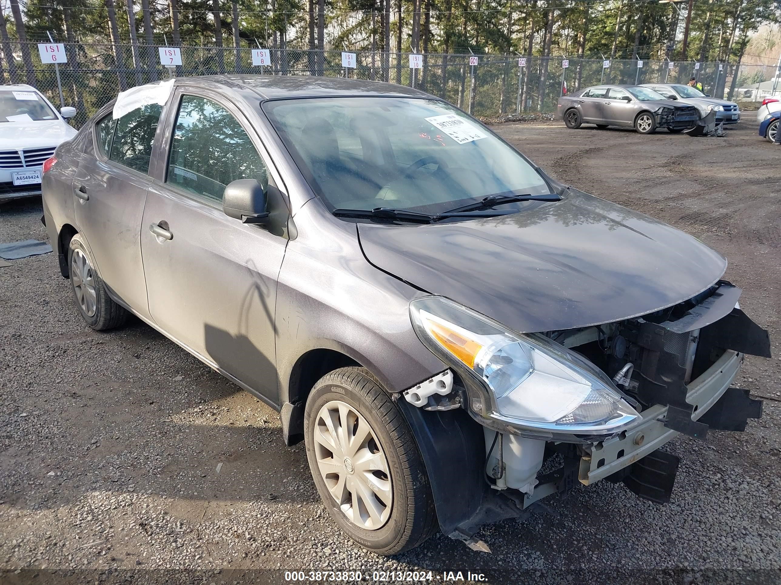 Photo 13 VIN: 3N1CN7AP7FL823557 - NISSAN VERSA 