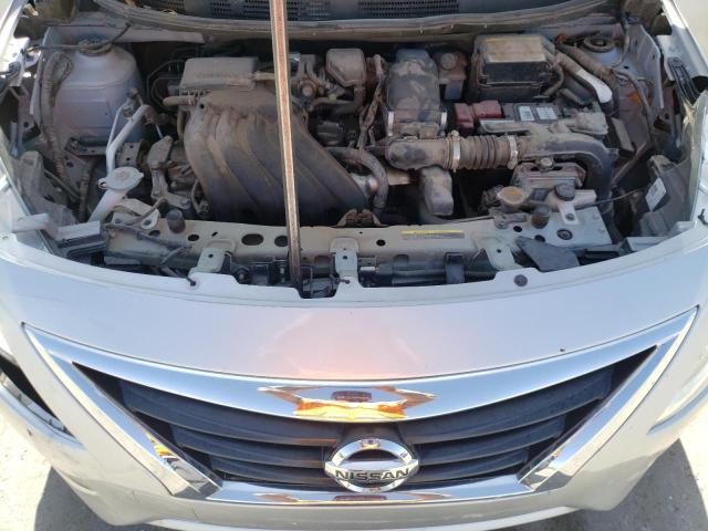 Photo 10 VIN: 3N1CN7AP7FL825129 - NISSAN VERSA 