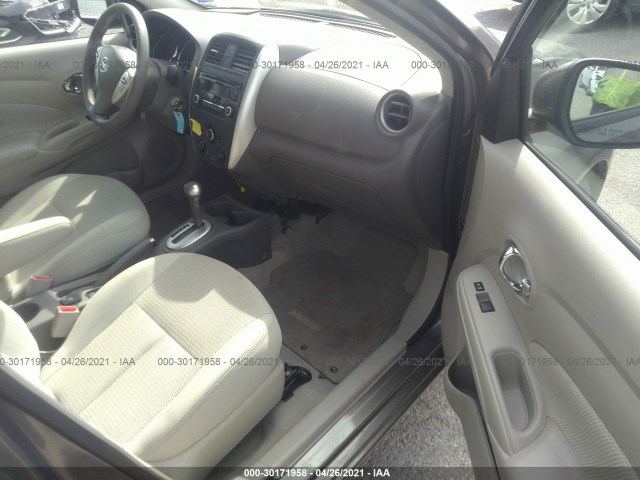 Photo 4 VIN: 3N1CN7AP7FL844067 - NISSAN VERSA 