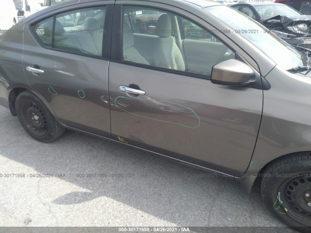 Photo 5 VIN: 3N1CN7AP7FL844067 - NISSAN VERSA 