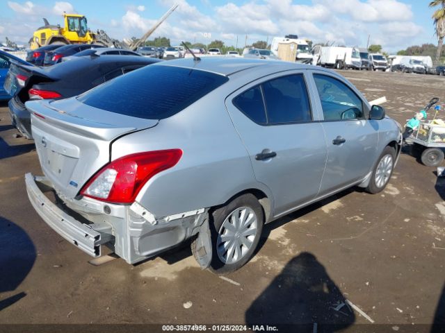 Photo 3 VIN: 3N1CN7AP7FL884441 - NISSAN VERSA 