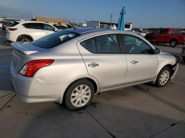 Photo 2 VIN: 3N1CN7AP7FL889817 - NISSAN VERSA 