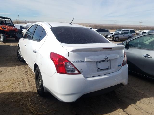 Photo 2 VIN: 3N1CN7AP7FL892667 - NISSAN VERSA S 