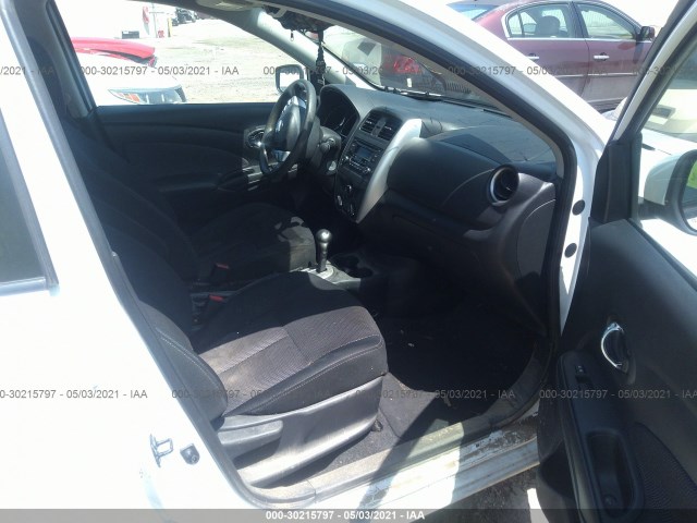 Photo 4 VIN: 3N1CN7AP7GL828307 - NISSAN VERSA 