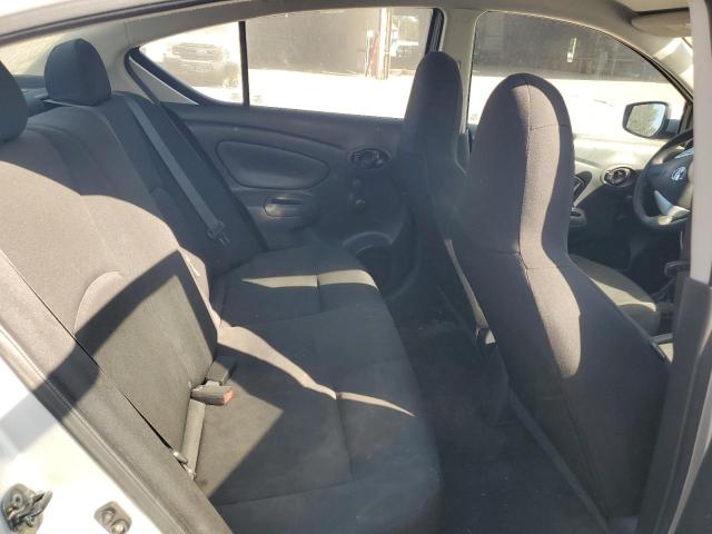 Photo 9 VIN: 3N1CN7AP7GL865888 - NISSAN VERSA S 