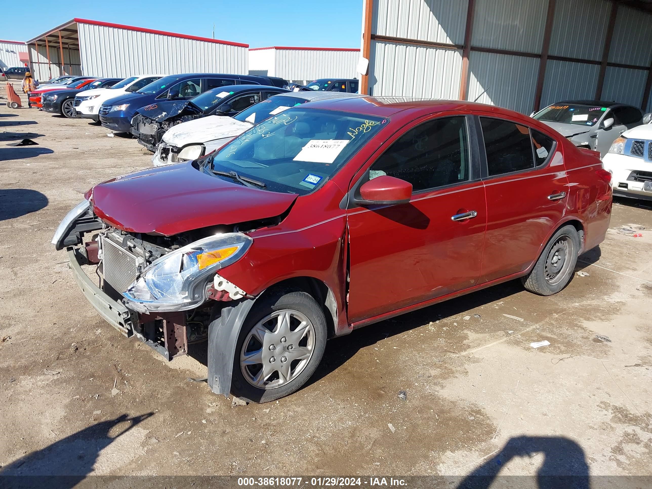 Photo 1 VIN: 3N1CN7AP7GL867155 - NISSAN VERSA 