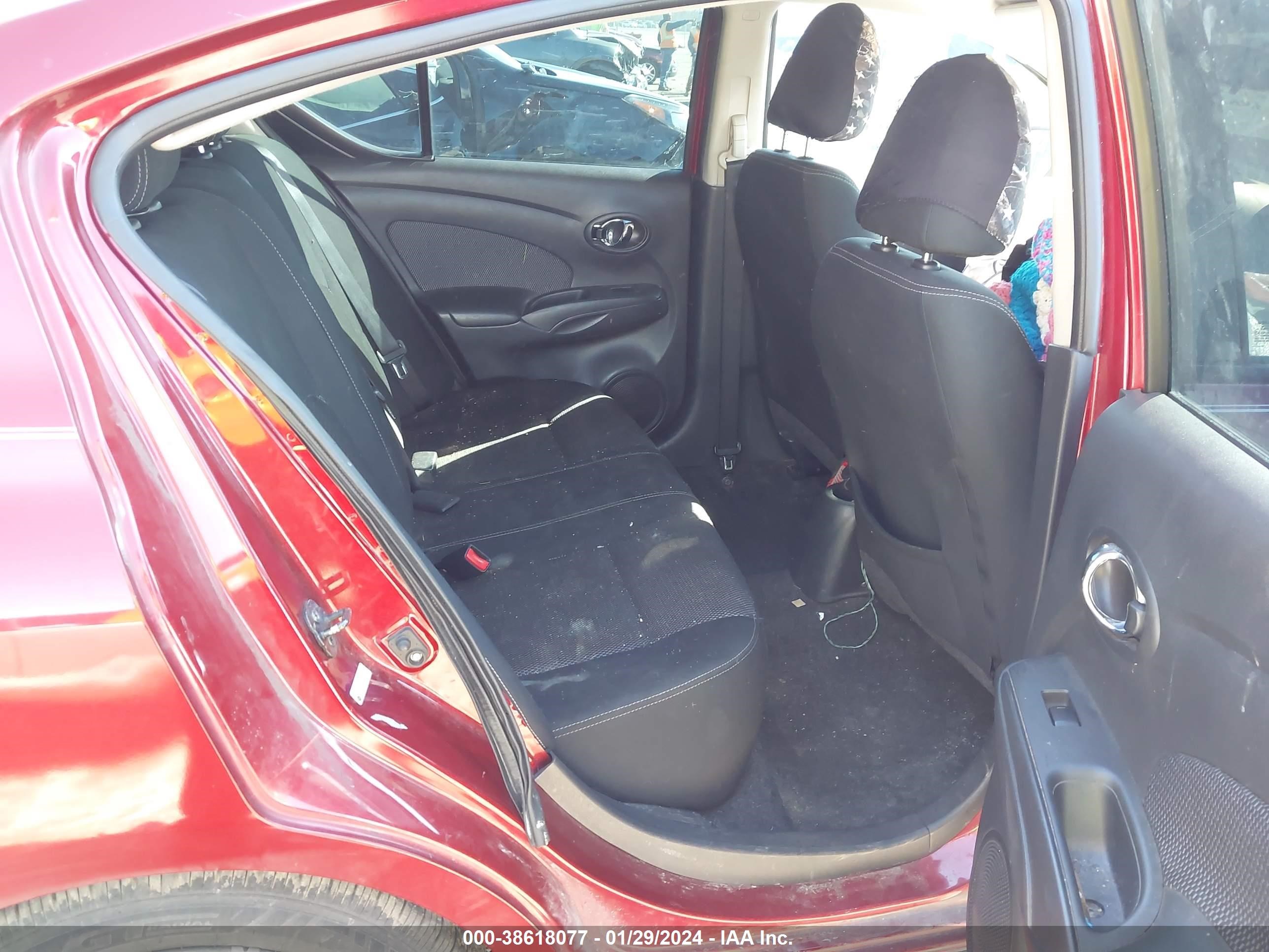 Photo 7 VIN: 3N1CN7AP7GL867155 - NISSAN VERSA 