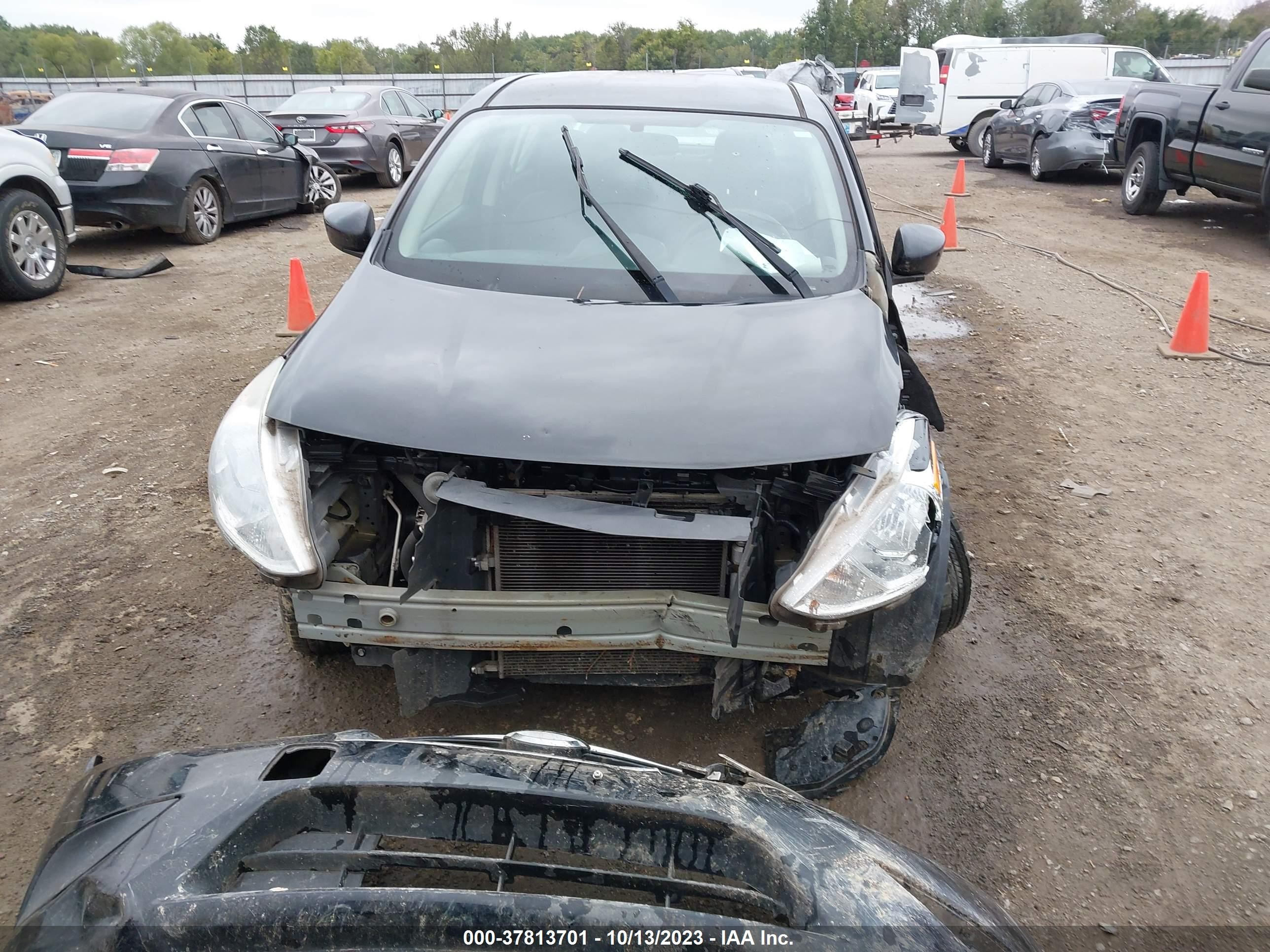 Photo 10 VIN: 3N1CN7AP7GL871142 - NISSAN VERSA 