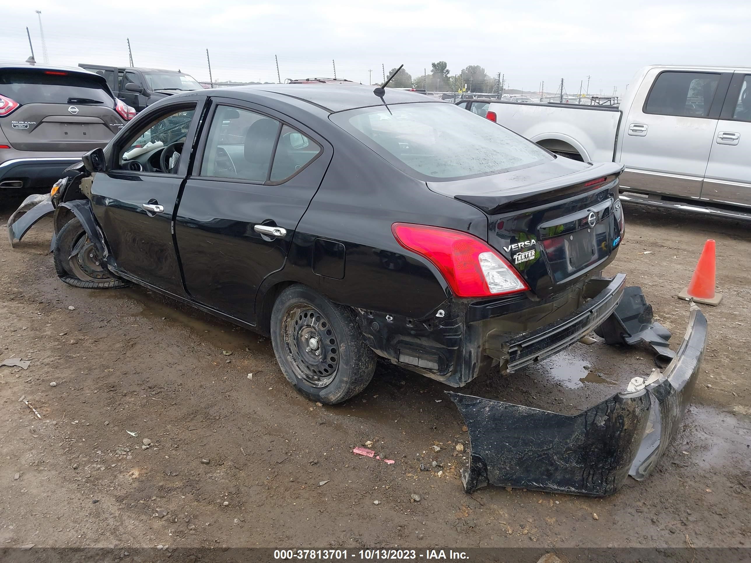 Photo 2 VIN: 3N1CN7AP7GL871142 - NISSAN VERSA 