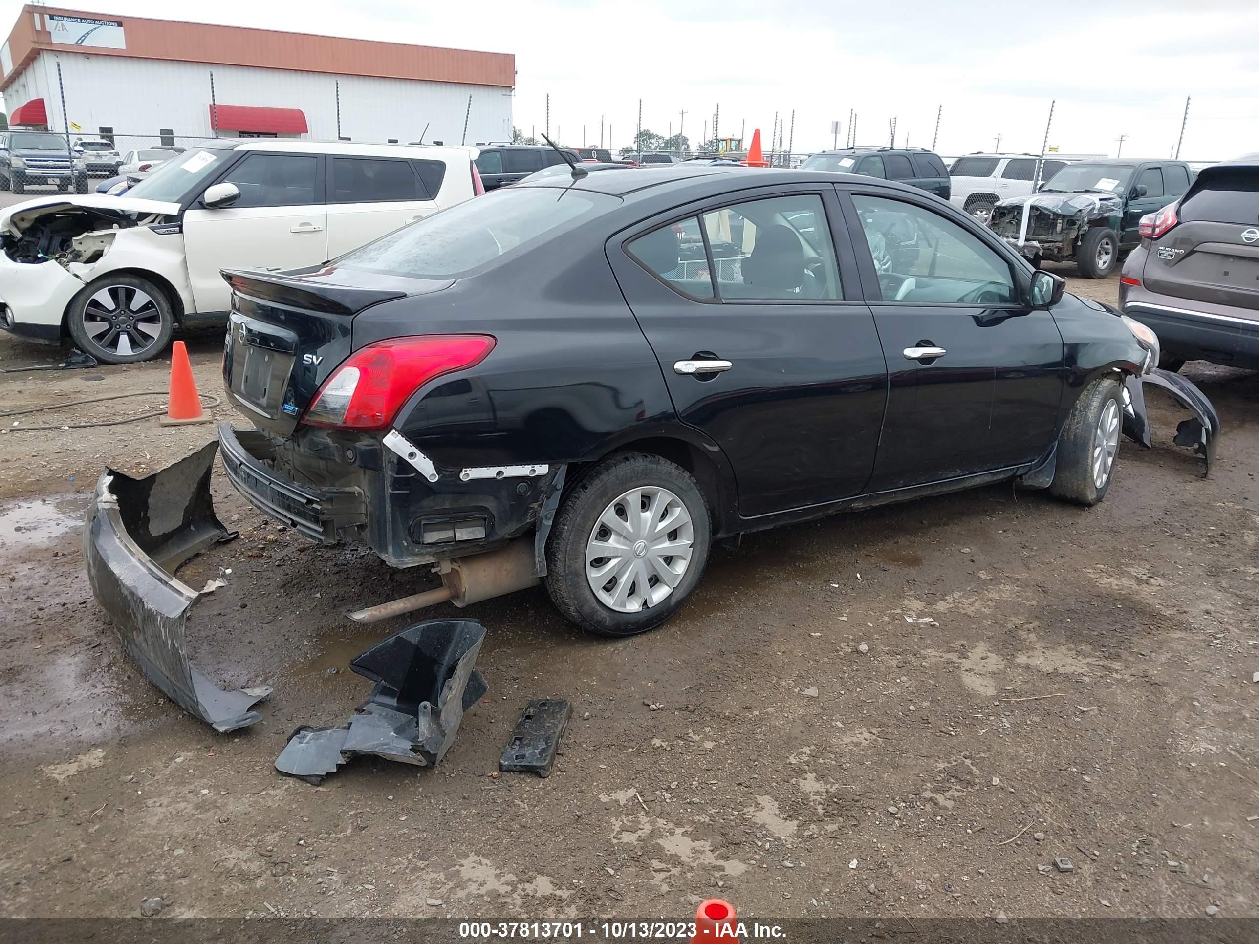 Photo 3 VIN: 3N1CN7AP7GL871142 - NISSAN VERSA 