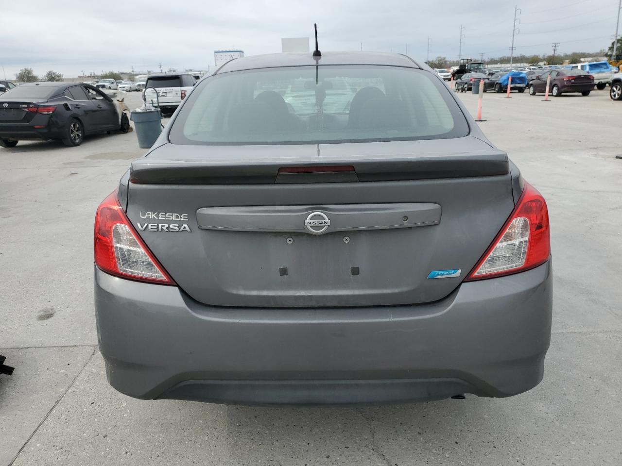 Photo 5 VIN: 3N1CN7AP7GL886207 - NISSAN VERSA 