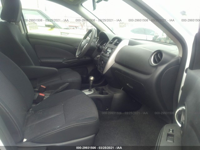 Photo 4 VIN: 3N1CN7AP7GL892766 - NISSAN VERSA 