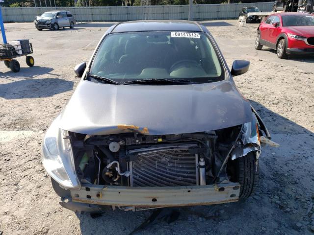 Photo 4 VIN: 3N1CN7AP7HL814795 - NISSAN VERSA 