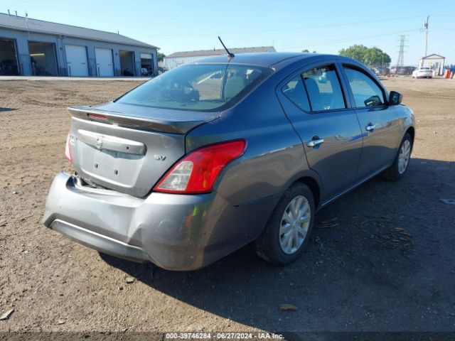 Photo 3 VIN: 3N1CN7AP7JL802975 - NISSAN VERSA 