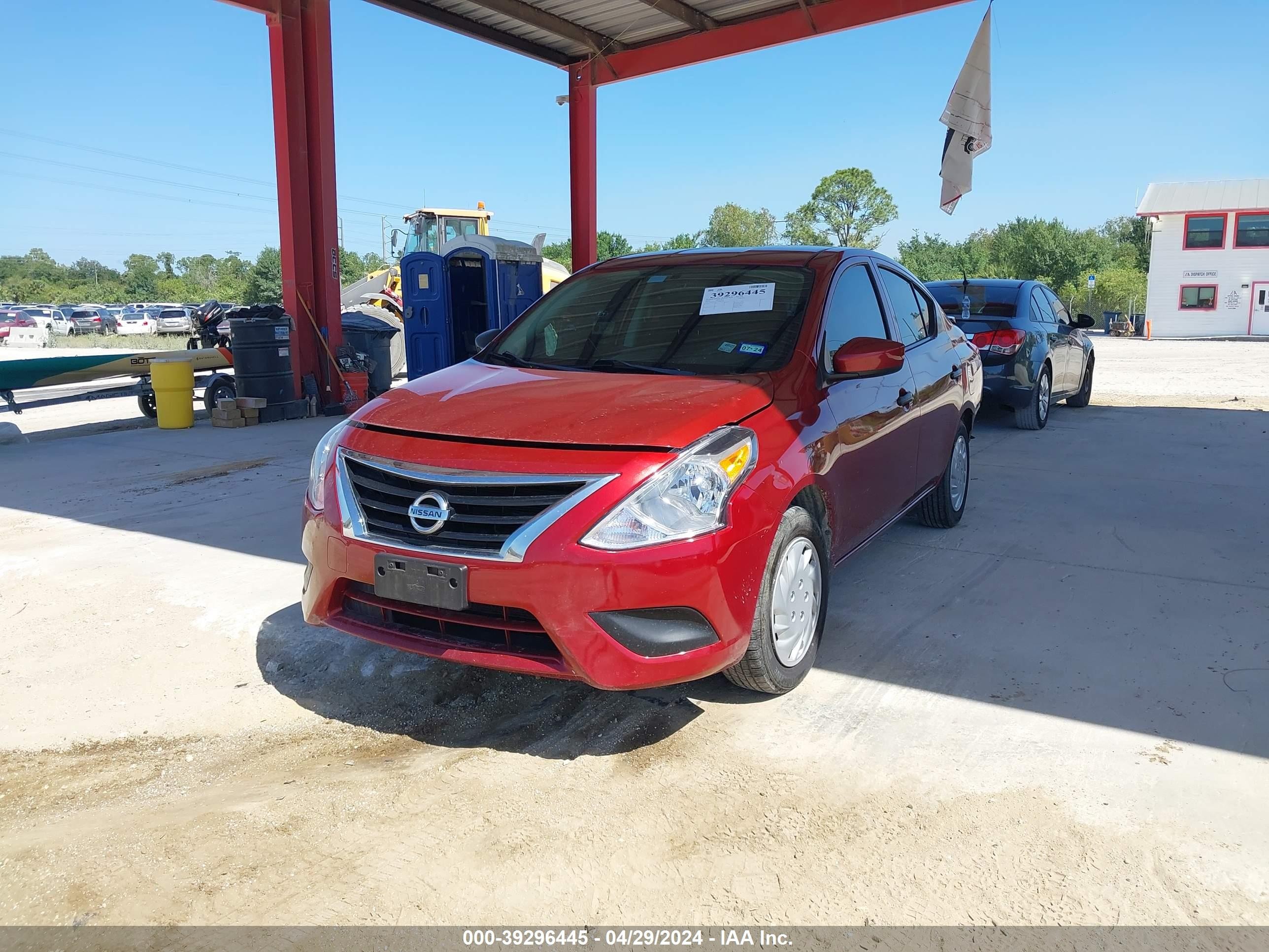 Photo 1 VIN: 3N1CN7AP7JL804340 - NISSAN VERSA 