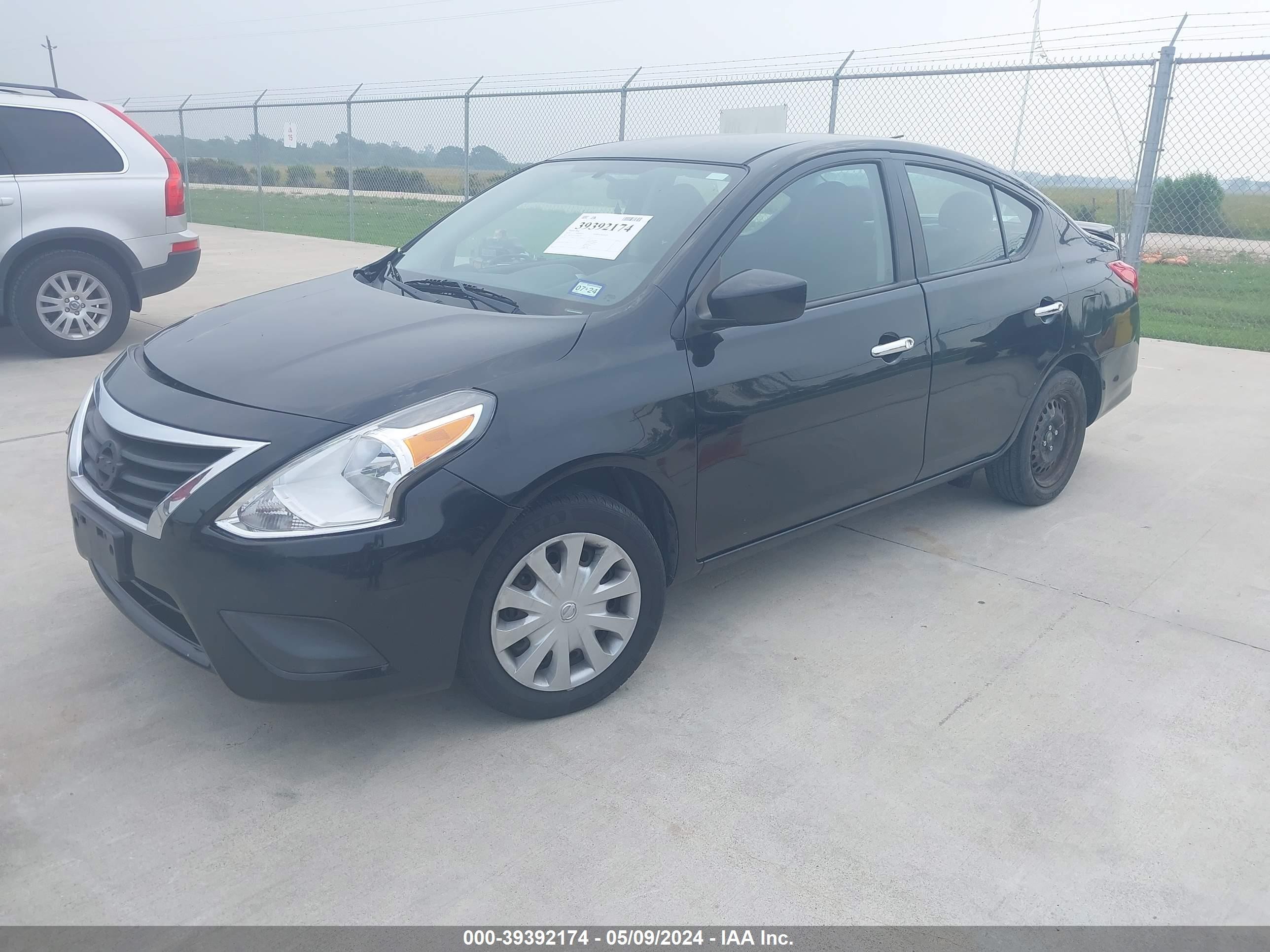 Photo 1 VIN: 3N1CN7AP7JL804550 - NISSAN VERSA 