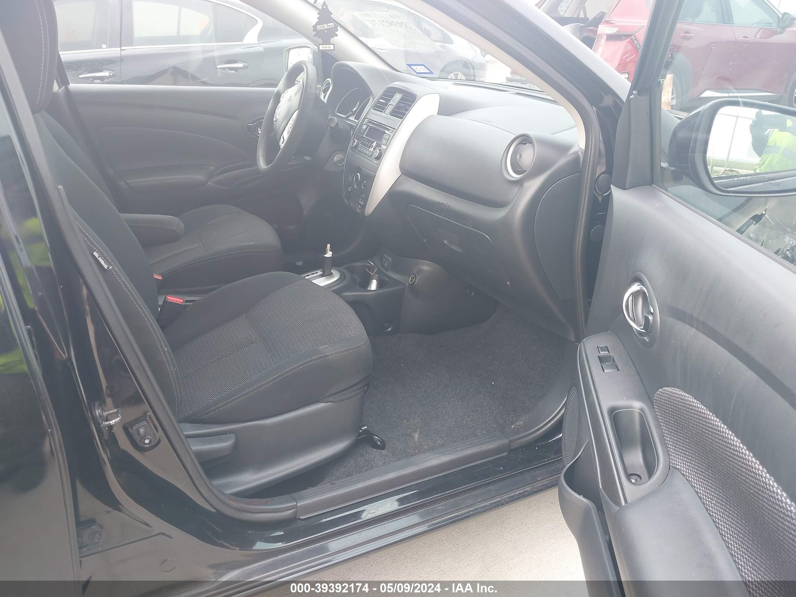 Photo 4 VIN: 3N1CN7AP7JL804550 - NISSAN VERSA 