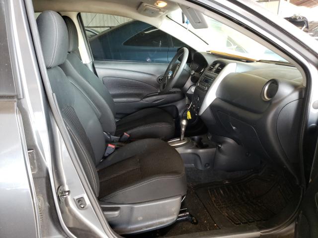 Photo 4 VIN: 3N1CN7AP7JL806170 - NISSAN VERSA S 