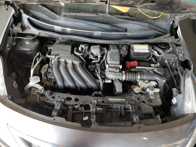 Photo 6 VIN: 3N1CN7AP7JL806170 - NISSAN VERSA S 