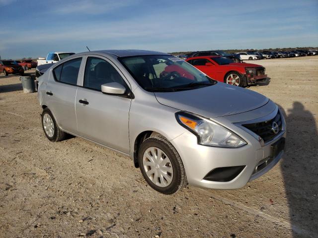 Photo 3 VIN: 3N1CN7AP7JL810722 - NISSAN VERSA 