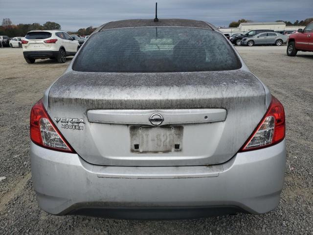 Photo 5 VIN: 3N1CN7AP7JL810882 - NISSAN VERSA S 