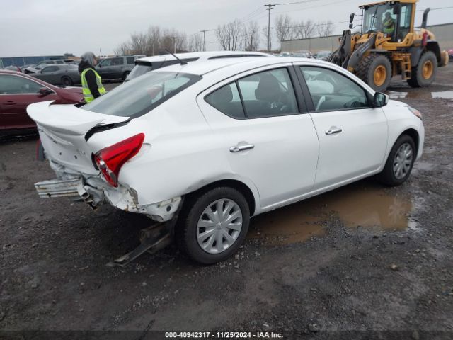 Photo 3 VIN: 3N1CN7AP7JL811157 - NISSAN VERSA 